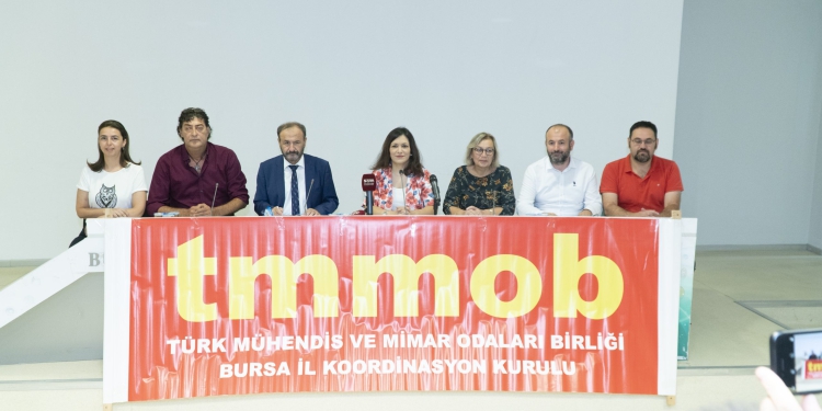 Depremin üzerinden geçen 23 yılda yeterli tedbir alınmadı