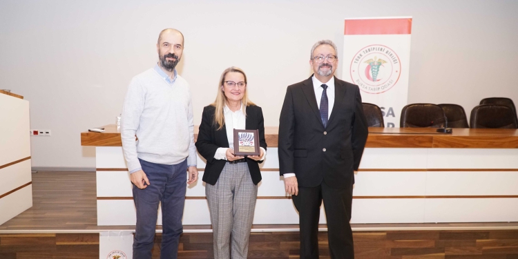 Prof. Dr. Yılmazlar,                                                                                                          ‘Yalın Sağlık’ Kavramını Anlattı