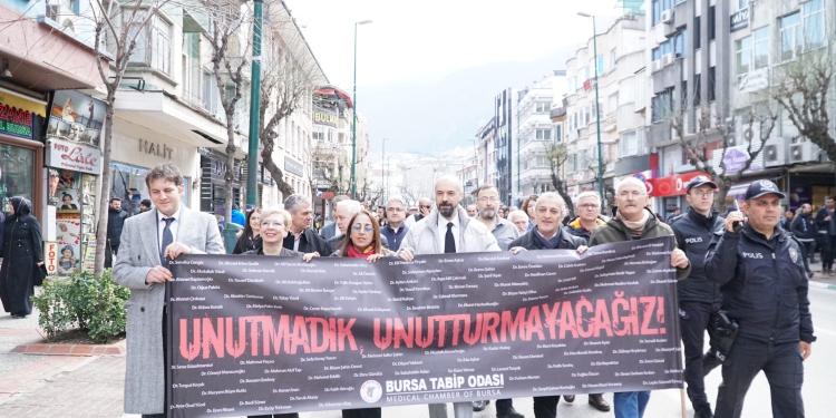 Bursa’da Sessiz 14 Mart Yürüyüşü!