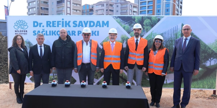 Dr. Refik Saydam Sağlıkçılar Parkı’nın temeli atıldı