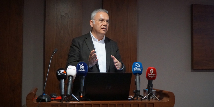 Prof. Dr. Kayıhan Pala’dan ‘Nasıl Bir Sağlık Sistemi’ Söyleşisi