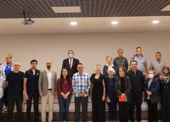 Tiroid ve Paratiroid Cerrahisi STE Etkinliğinde Değerlendirildi