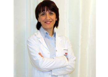 Hayatlarımızdan da haklarımızdan da vazgeçmiyoruz! İstanbul Sözleşmesi yaşatır! Güvenli çalışma alanları istiyoruz!