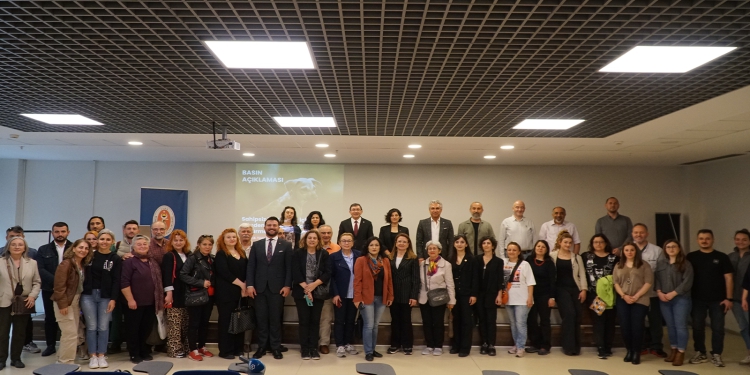 Sokak Hayvanları Yalnız Değildir!