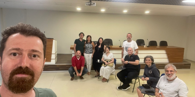 Felsefe Grubu İlk Toplantısını Gerçekleştirdi