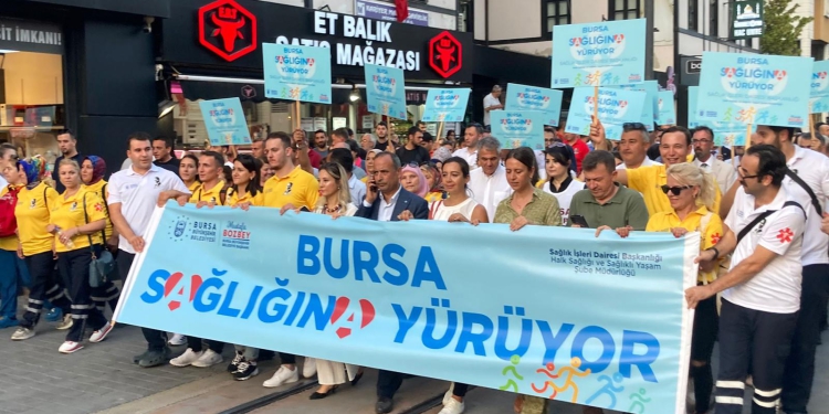 Halk Sağlığı Haftası yürüyüşü