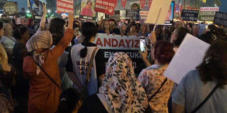 Bursa Kadın Platformu “Narin’e Ne Oldu” yürüyüşü