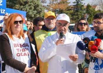 Bursa’da Sağlık Çalışanları Grevde!