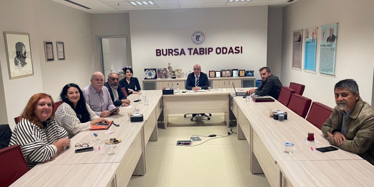 Sağlık Politikaları Komisyonu, Yönetim Kurulu ile Görüştü