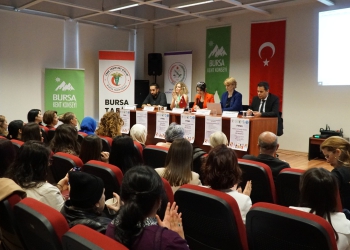 Kadına ve Çocuğa Yönelik Şiddete Karşı Bir Aradayız Paneli’ni Gerçekleştirdik