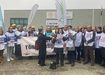Bursa’da Sağlık Çalışanlarının Grevi Devam Ediyor