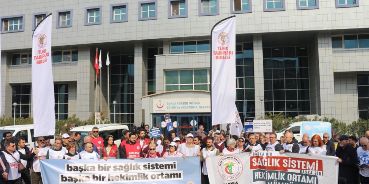 TTB Bursa’da Sağlık Çalışanlarının Sorunlarına Dikkat Çekti