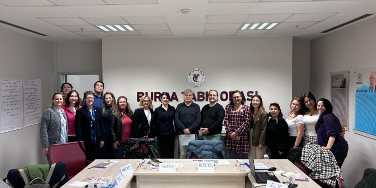 “Kadına Yönelik Şiddete Karşı Hekim Tutumu” Eğitici Eğitimi Gerçekleşti