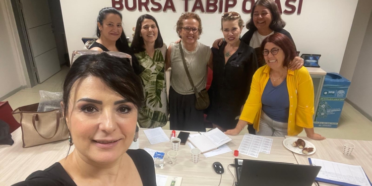 Bursa Tabip Odası’nda “Oku/Yorumla/Yaz Grubu” Yeni Döneme Başladı