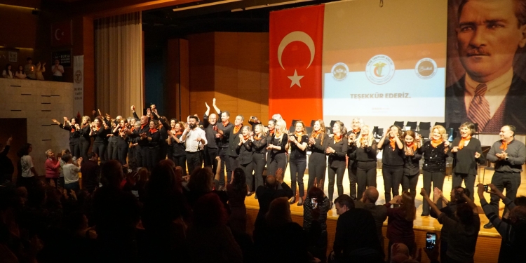 A-Ritmik & Biritmik Konseri Merinos AKKM’de Gerçekleşti