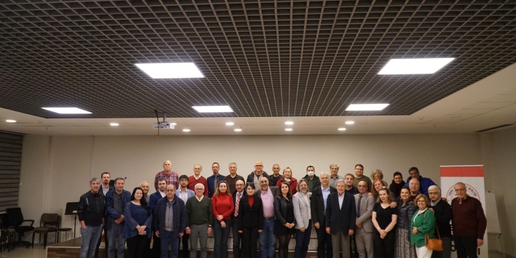 ‘Başka Bir Sağlık Sistemi Mümkün, Ama Nasıl?’ Paneli Gerçekleştirildi