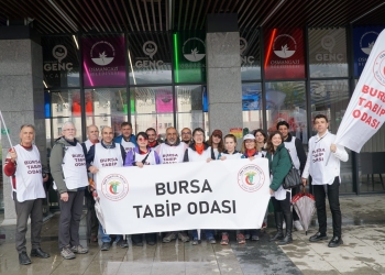 1 Mayıs coşkusu: Bursa Tabip Odası alanlardaydı