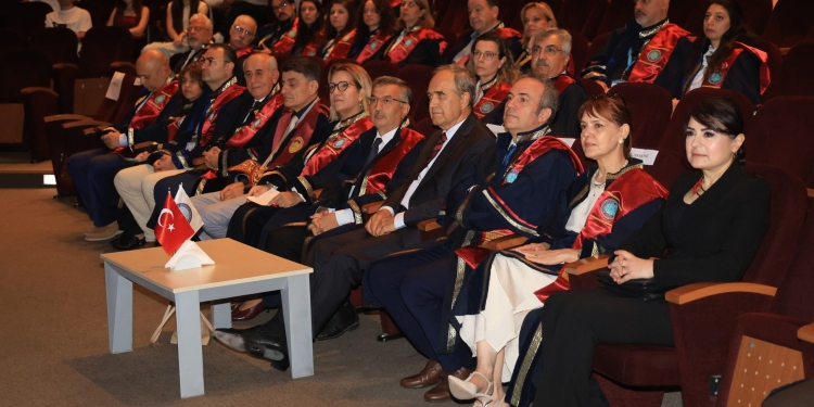 BUÜ Tıp Fakültesinde Yeni Eğitim-Öğretim Yılı Başladı