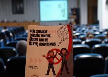 Tıp Fakültesi 4. Sınıf Öğrencilerine Kadına ve Çocuğa Yönelik Şiddet Anlatıldı