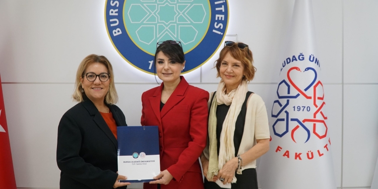 Bursa Tabip Odası ile Bursa Uludağ Üniversitesi Tıp Fakültesi Arasında İş Birliği Protokolü İmzalandı