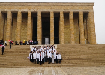 Bursa Tabip Odası’ndan Anıtkabir’e Ziyaret
